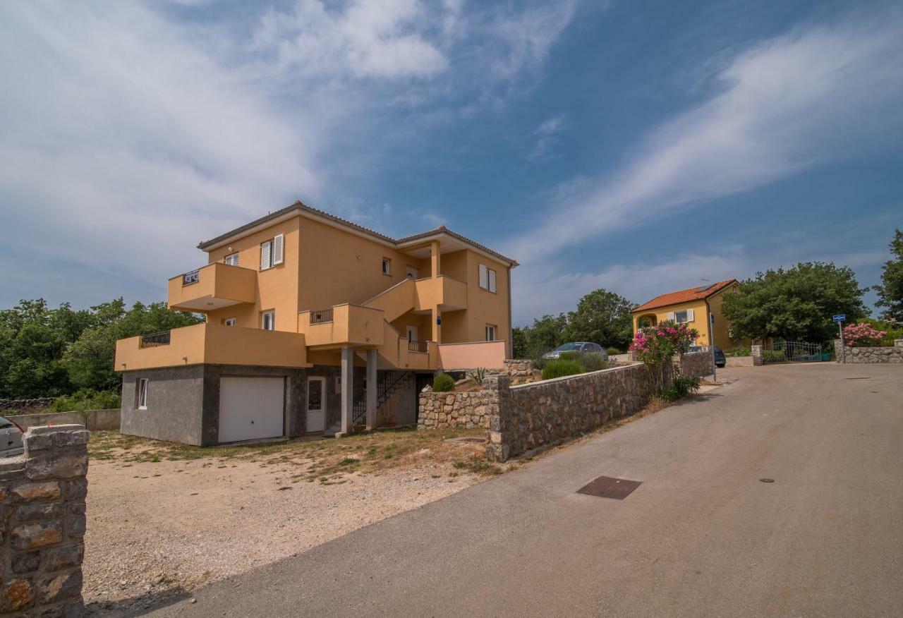 Kornić Apartments Sanjin מראה חיצוני תמונה
