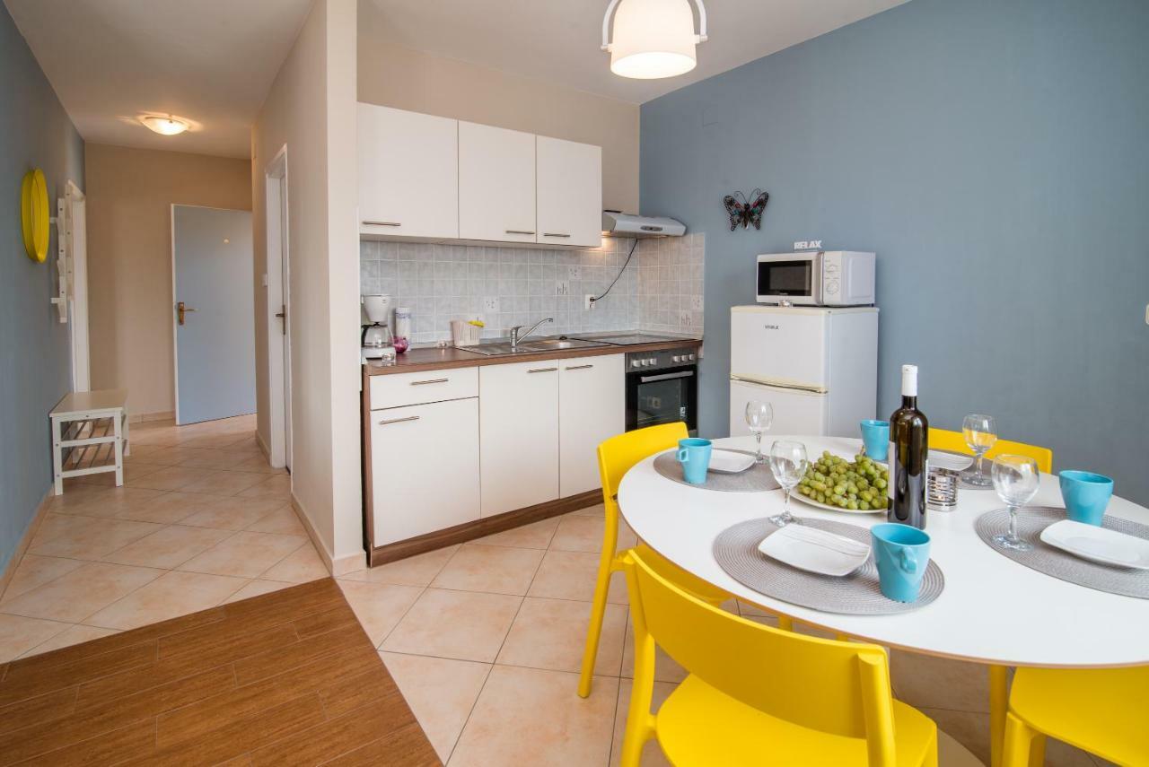 Kornić Apartments Sanjin מראה חיצוני תמונה