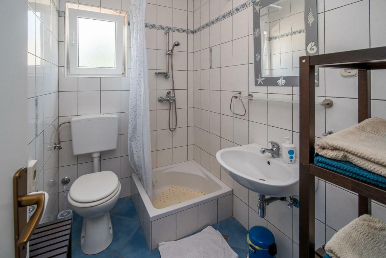 Kornić Apartments Sanjin מראה חיצוני תמונה