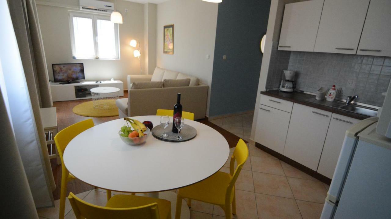 Kornić Apartments Sanjin מראה חיצוני תמונה