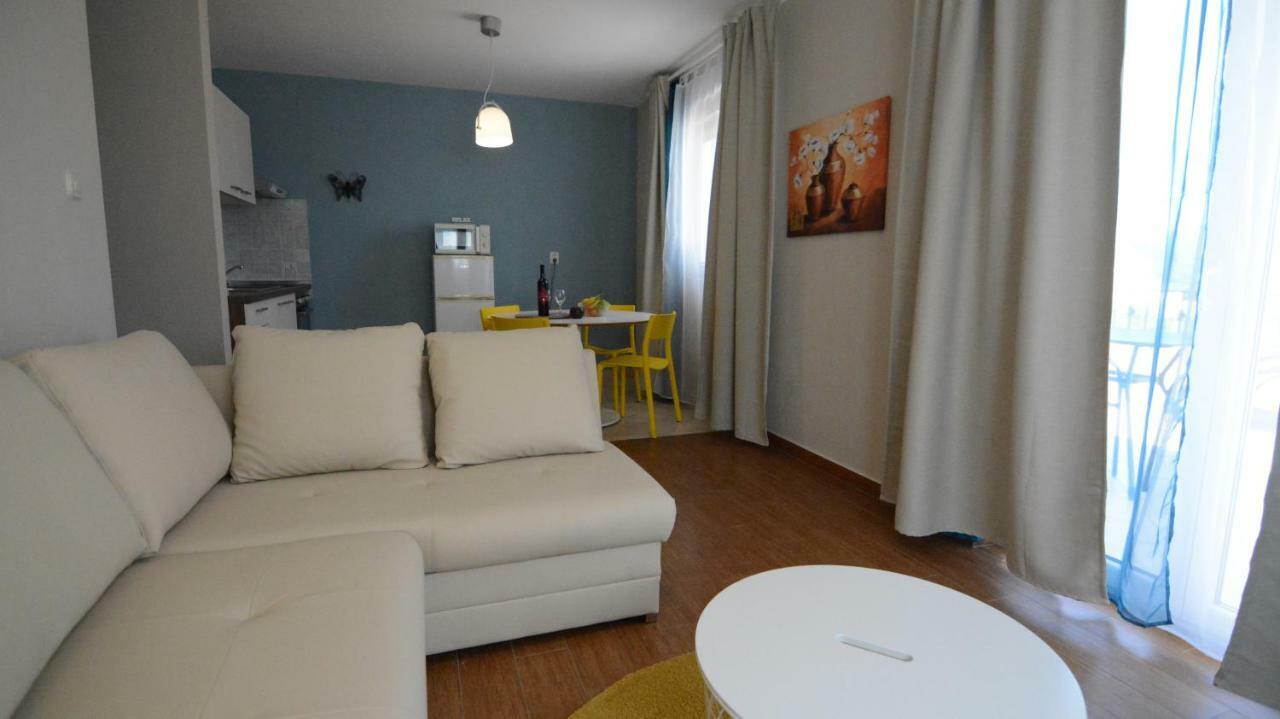 Kornić Apartments Sanjin מראה חיצוני תמונה